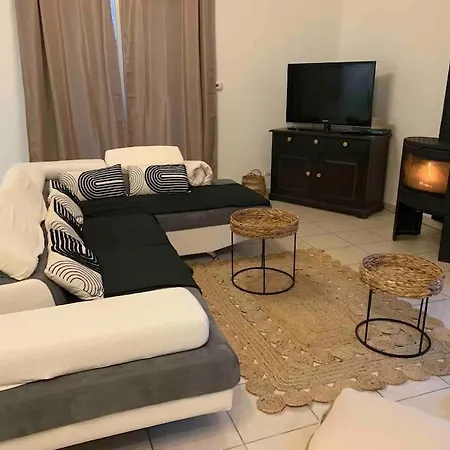 3 Etoiles Les Gourlines Avec Balneo, Veranda, Piscine Et Garage بيت للعطل