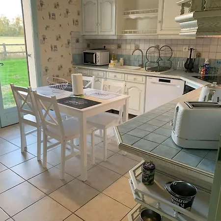 3 Etoiles Les Gourlines Avec Balneo, Veranda, Piscine Et Garage