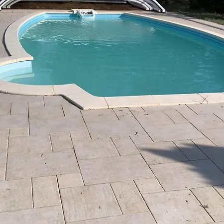 3 Etoiles Les Gourlines Avec Balneo, Veranda, Piscine Et Garage بيت للعطل *