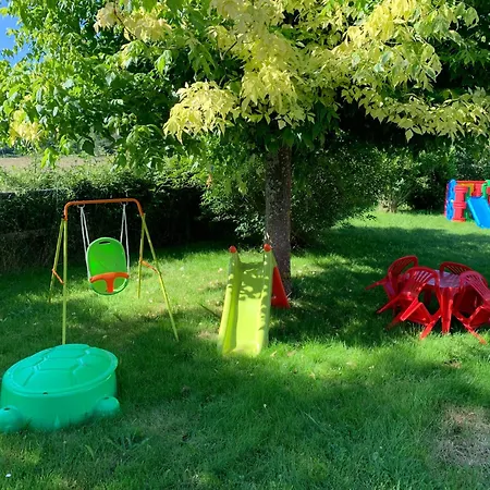 3 Etoiles Les Gourlines Avec Balneo, Veranda, Piscine Et Garage Holiday home Avermes